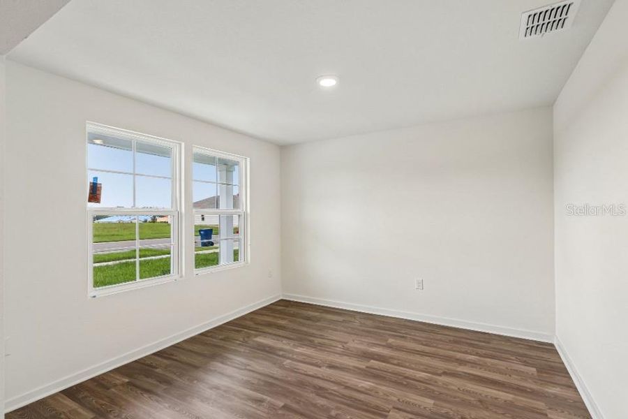 Spacious, unfurnished interior of a new home in Baywood Hills, Alachua (Image 13).