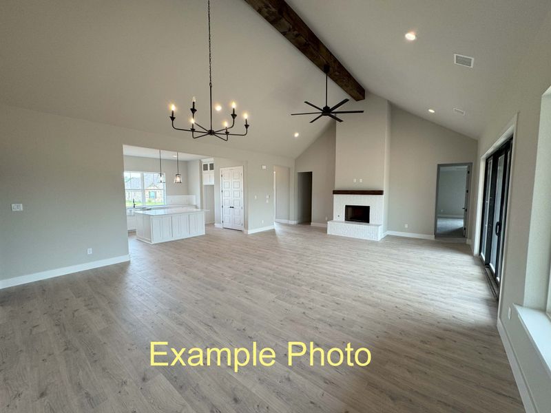 Spacious, unfurnished interior of a new home in Stagecoach Crossing, Bridgeport (Image 6).