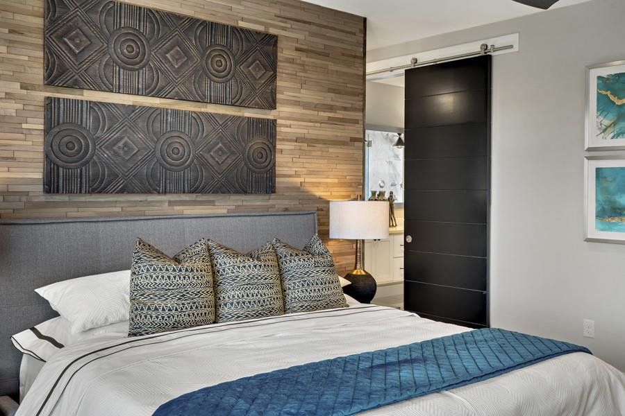 Photos are of a completed home and are for illustrative purposes only. Actual home is under construction and design selections, materials, and features may differ. Confirm final specifications with the New Home Consultant.
