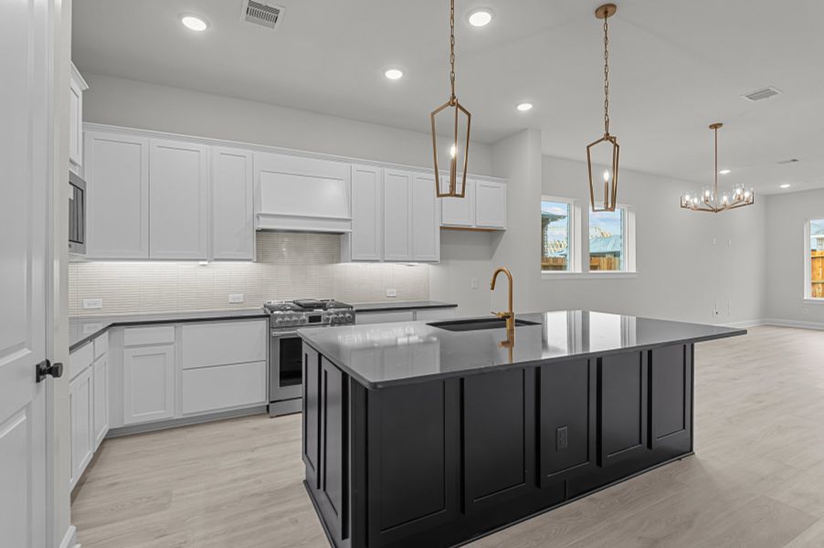 Furnished interior view inside a new home in The Highlands 45' - Encore Collection, Porter (Image 3). Furnished interior view inside a new home in The Highlands 45' - Encore Collection, Porter (Image 3).