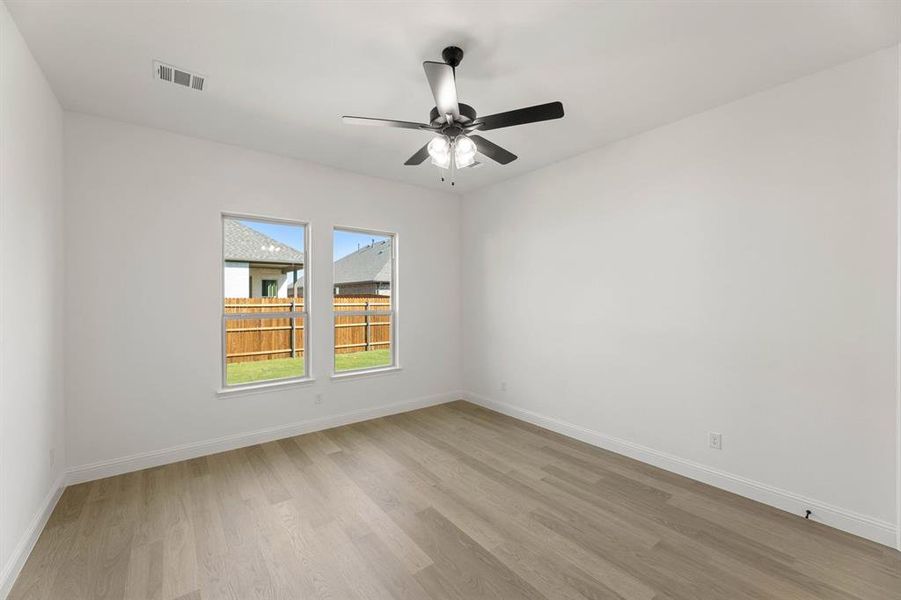 5400 Century Lake-Primary Suite-5