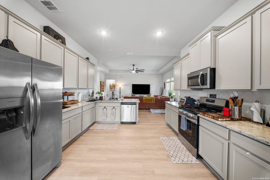 Furnished interior view inside a new home in Jordan's Ranch, San Antonio (Image 13).