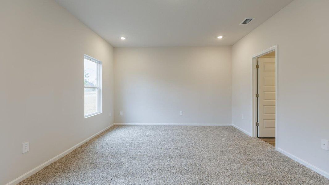 Representative unfurnished interior of a home built from the Plan by D.R. Horton in Greystone, Crawfordville (Image 17). Representative unfurnished interior of a home built from the Plan by D.R. Horton in Greystone, Crawfordville (Image 17).