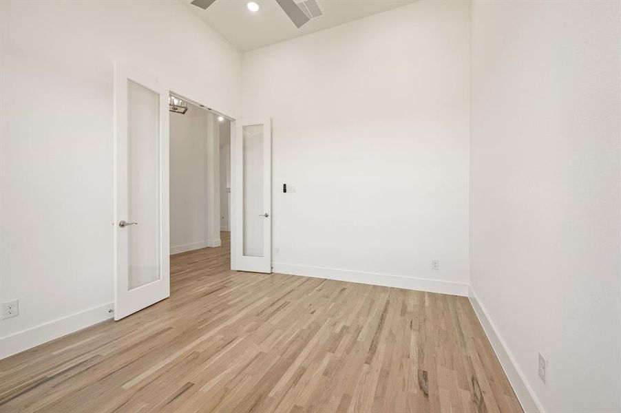 Spacious, unfurnished interior of a new home in Settlers Glen, New Fairview (Image 27).