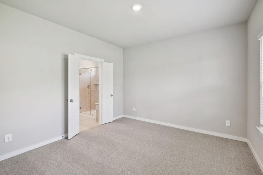 Spacious, unfurnished interior of a new home in Pine Lake Cove - Traditional Series, Montgomery (Image 26). Spacious, unfurnished interior of a new home in Pine Lake Cove - Traditional Series, Montgomery (Image 26).