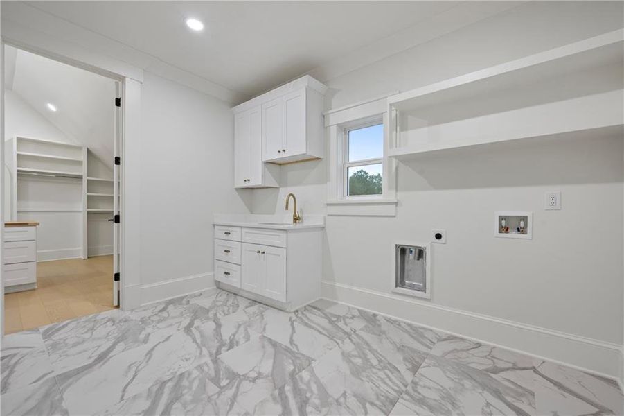 Spacious, unfurnished interior of a new home in , Dacula (Image 27).