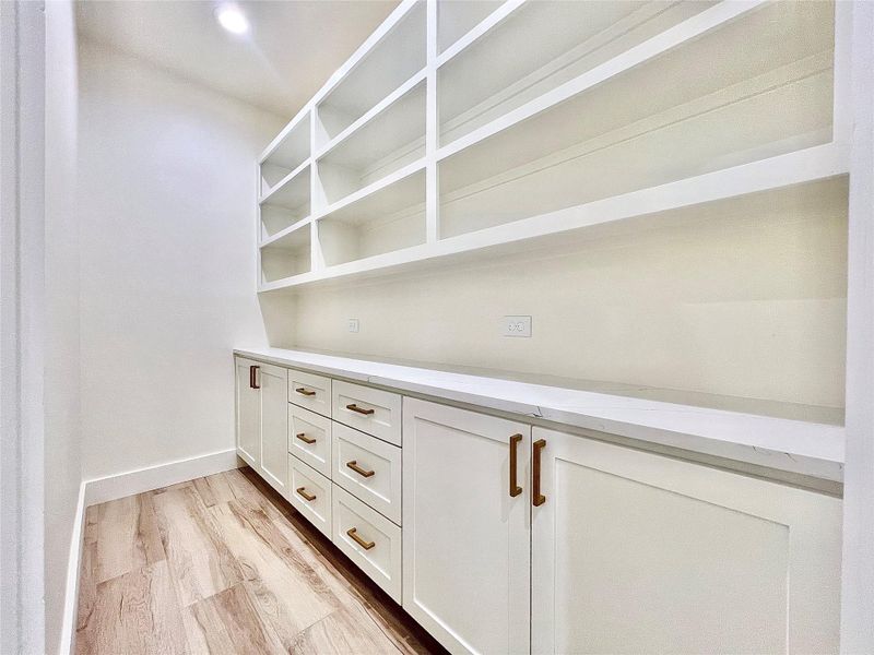 Spacious, unfurnished interior of a new home in , Dayton (Image 38).