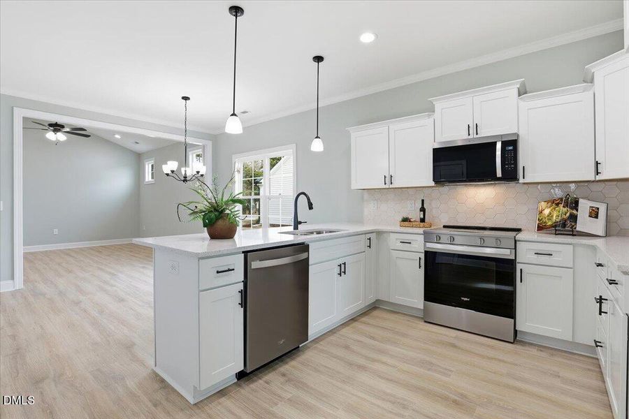 17-602 S Vance St-17