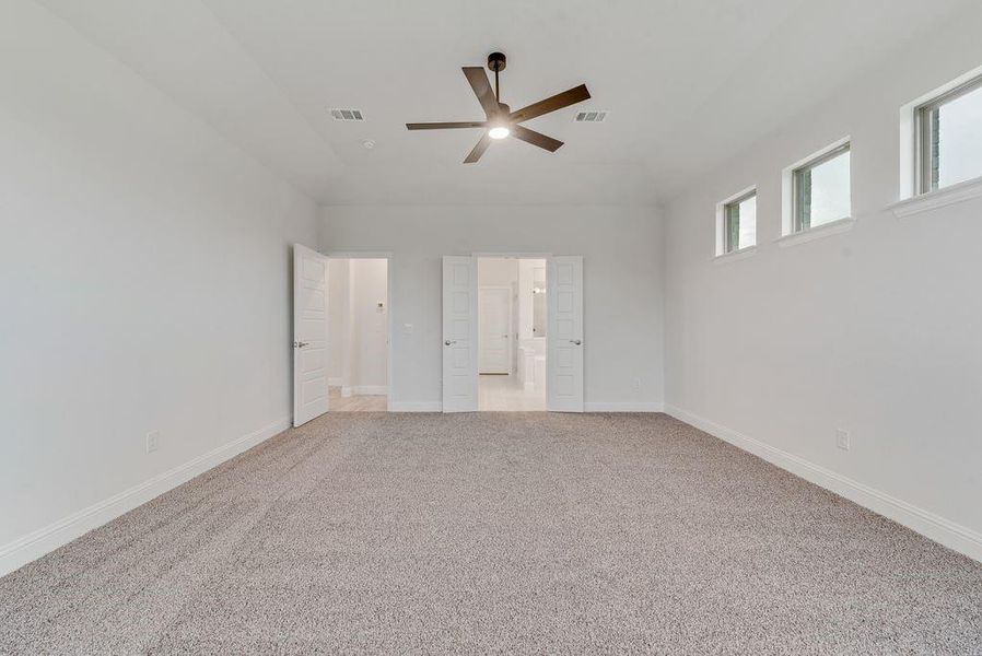 Spacious, unfurnished interior of a new home in , Lowry Crossing (Image 9).