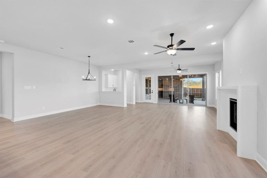 Spacious, unfurnished interior of a new home in Elements at Viridian - Traditional Series, Arlington (Image 21).