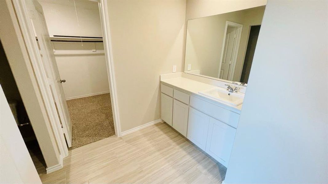 Image 17 of a home in Sunnycreek. Image 17 of a home in Sunnycreek.