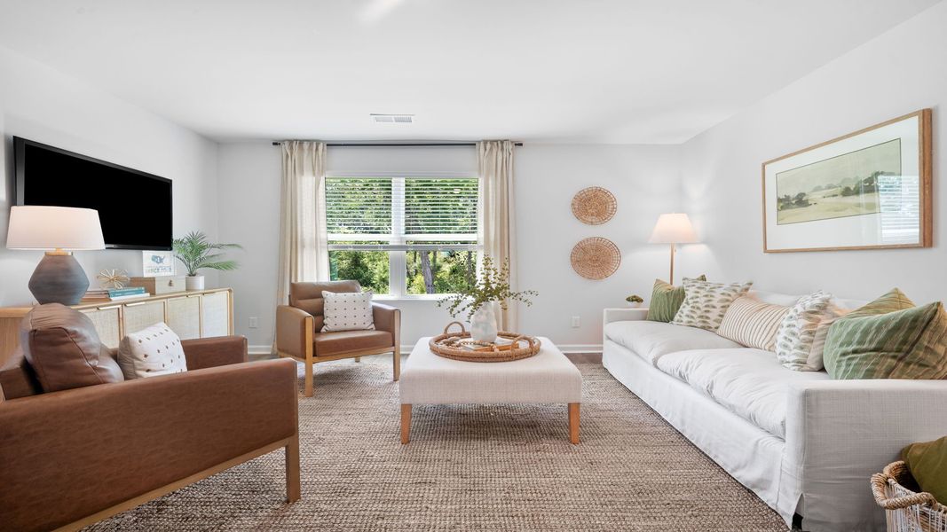Furnished interior view inside a new home in Holly Oaks, Statesboro (Image 16).