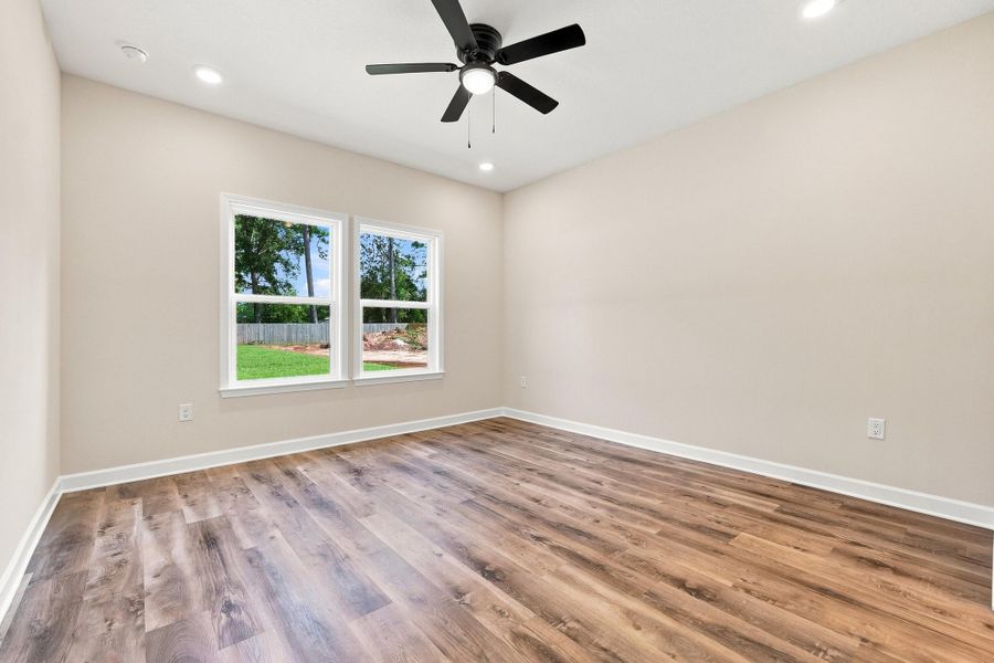 2828 blackbird ct-33