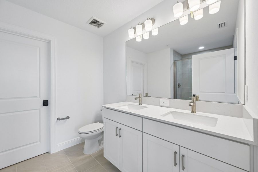 Owners Bath