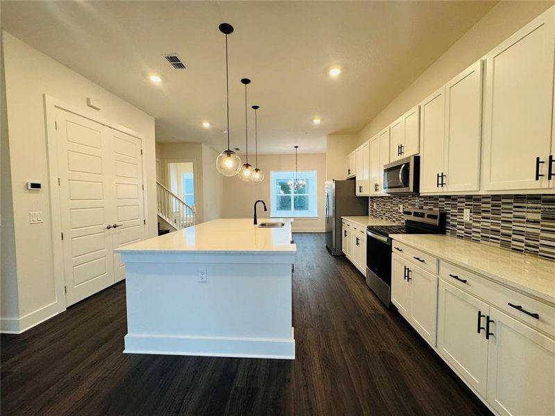 Furnished interior view inside a new home in , Oviedo (Image 6).