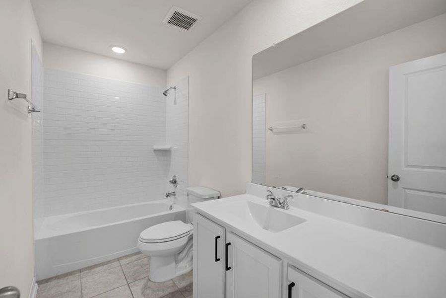 Furnished interior view inside a new home in , Pearland (Image 12). Furnished interior view inside a new home in , Pearland (Image 12).