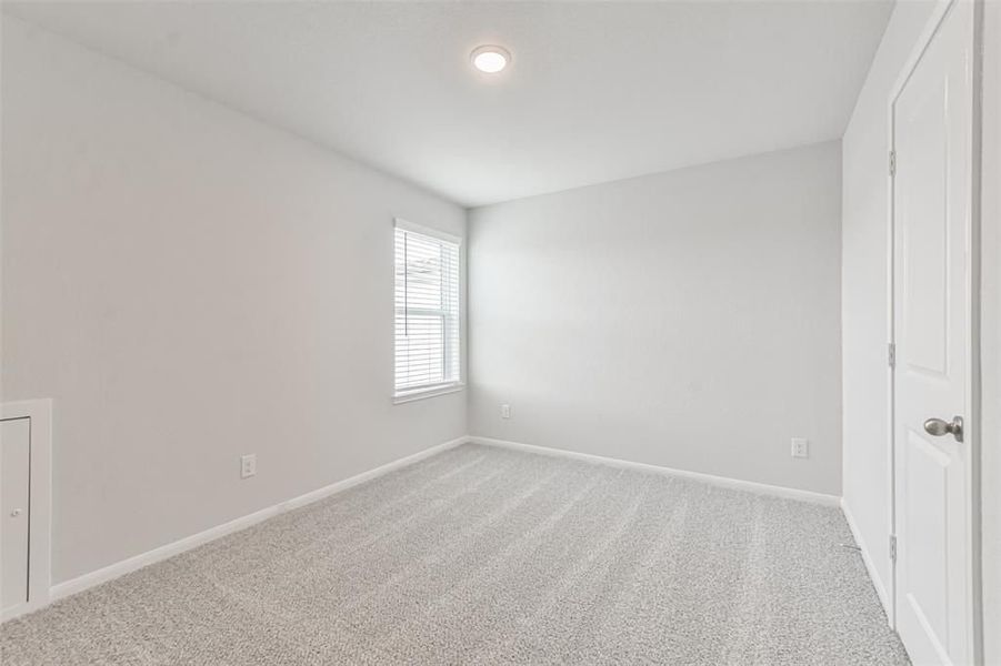 Spacious, unfurnished interior of a new home in Lakes at Black Oak, Magnolia (Image 62).