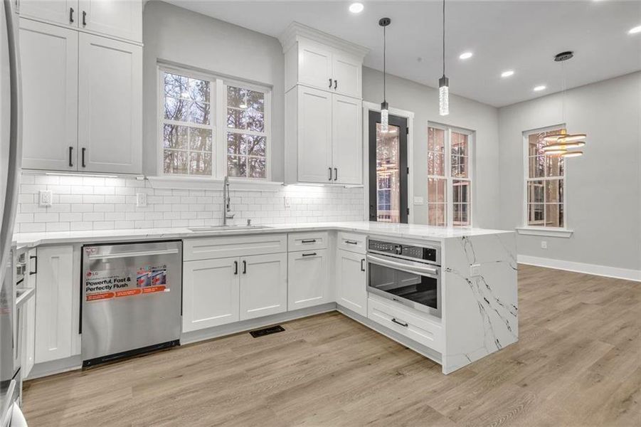 Furnished interior view inside a new home in , Fairburn (Image 9).