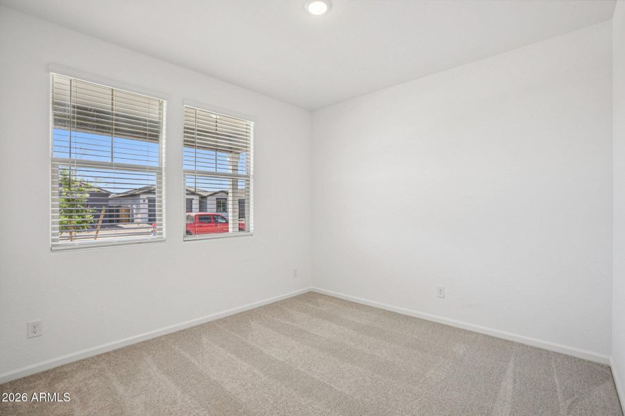 16-web-or-mls-W Camden Ave-S0703-016