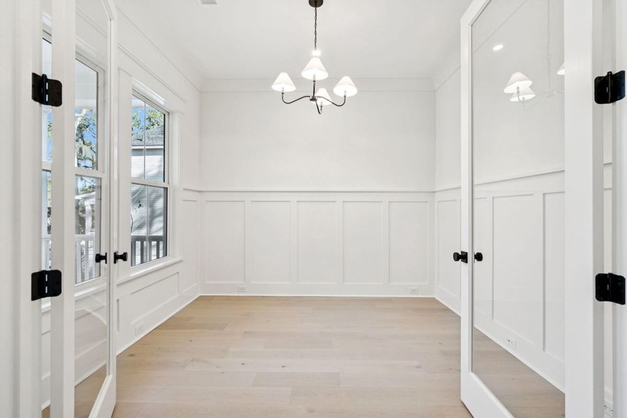 Spacious, unfurnished interior of a new home in , Mount Pleasant (Image 21).