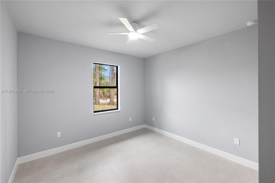 Spacious, unfurnished interior of a new home in , North Port (Image 22).