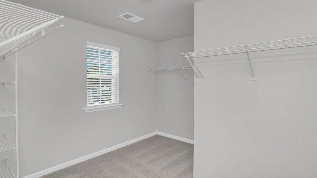 Spacious, unfurnished interior of a new home in Grand Oaks, Columbia (Image 29).