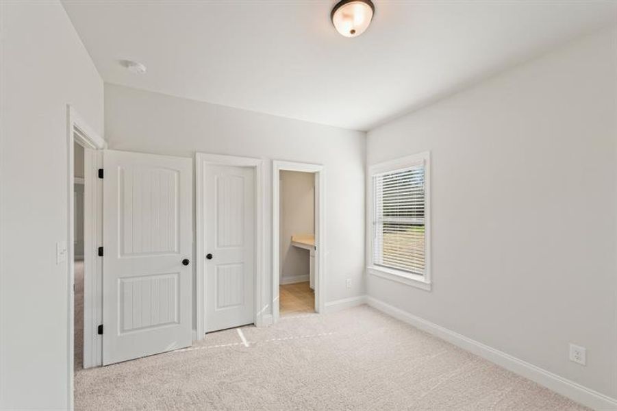 Spacious, unfurnished interior of a new home in Ruby Creek Estates, Atlanta (Image 25). Spacious, unfurnished interior of a new home in Ruby Creek Estates, Atlanta (Image 25).