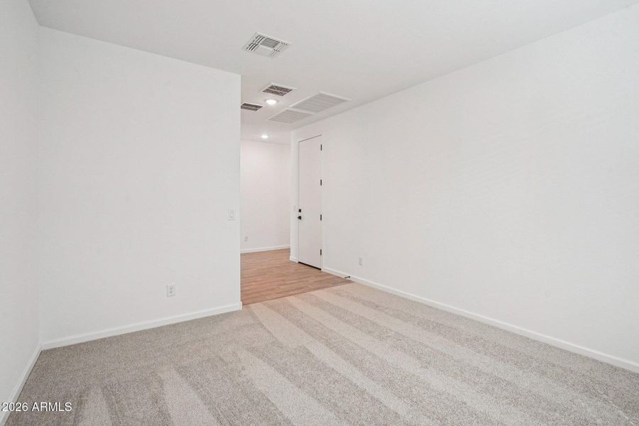 18-web-or-mls-W Camden Ave-S0703-018