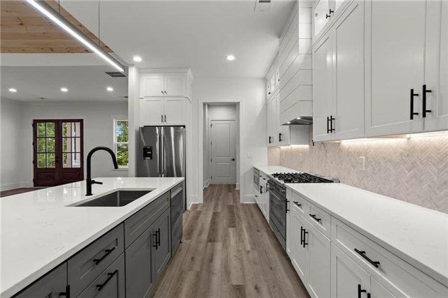 Furnished interior view inside a new home in , Jasper (Image 16). Furnished interior view inside a new home in , Jasper (Image 16).