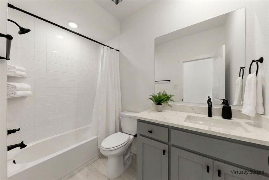 515 Sherwood bath 3 vs Hickory