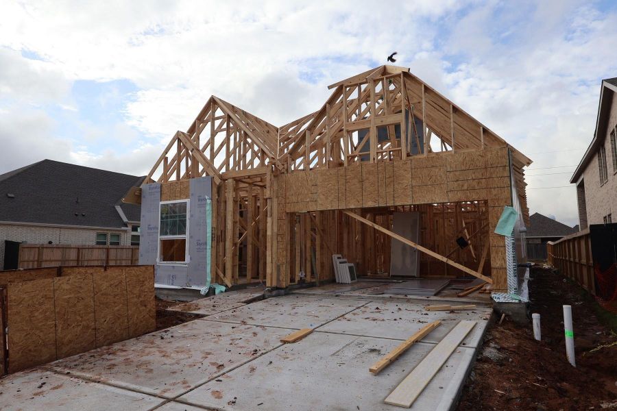 Let us show you how our advanced framing techniques have stood the test of time and allow more insulation for a quieter and more energy efficient home.