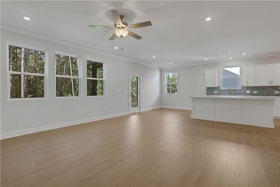 Spacious, unfurnished interior of a new home in Cambridge at Steels Bridge, Canton (Image 10).