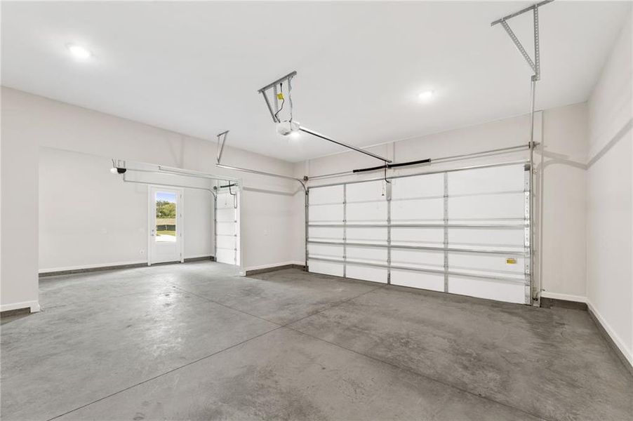 Spacious, unfurnished interior of a new home in Ashbury Commons, Powder Springs (Image 44).