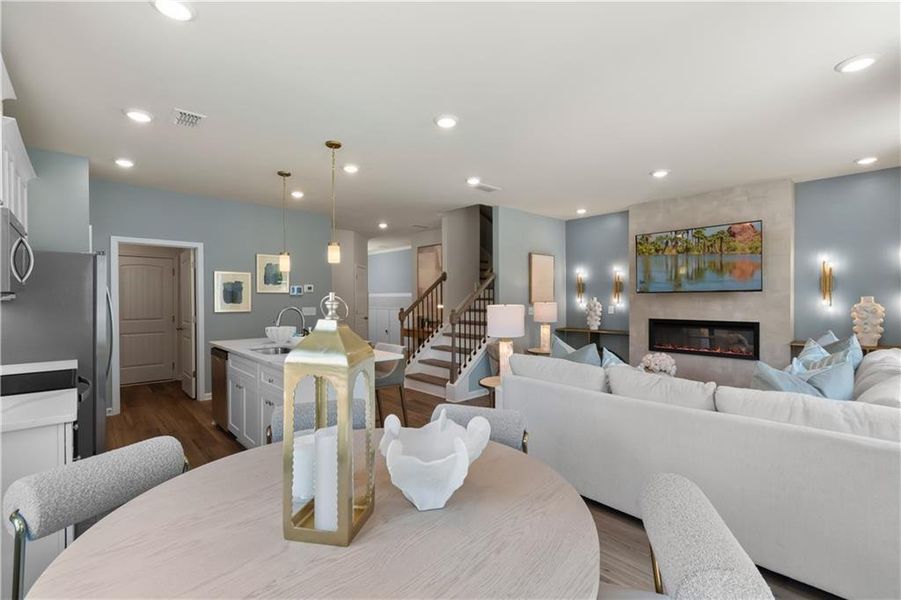 Furnished interior view inside a new home in Abbotts Crossing, Conyers (Image 14). Furnished interior view inside a new home in Abbotts Crossing, Conyers (Image 14).