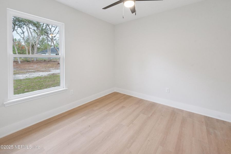 Spacious, unfurnished interior of a new home in , Florahome (Image 34).