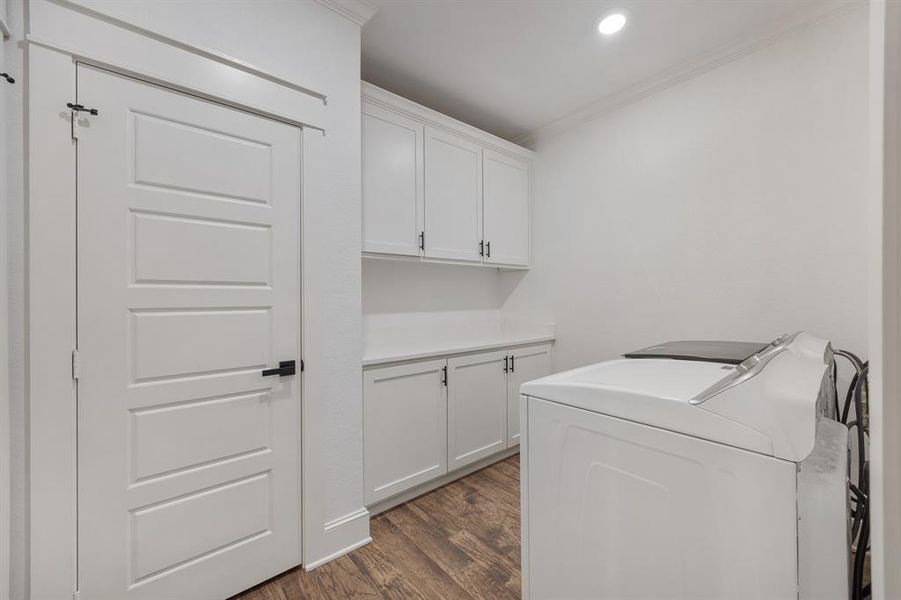 Furnished interior view inside a new home in , Tyler (Image 18).