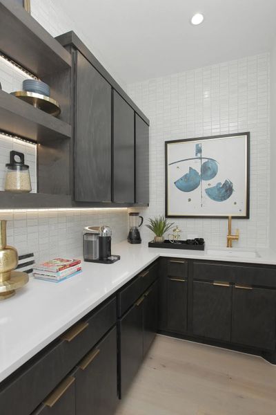 The Lynmar Working Pantry