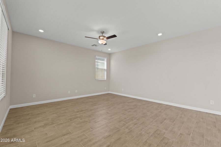 16805 W Cavedale Dr-10