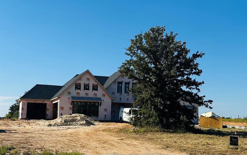 Image 8 of a home in . Image 8 of a home in .