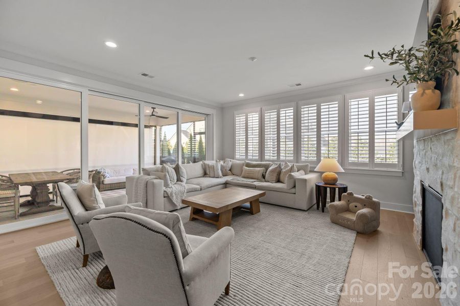 Living Room Opens to Private Screened in Patio