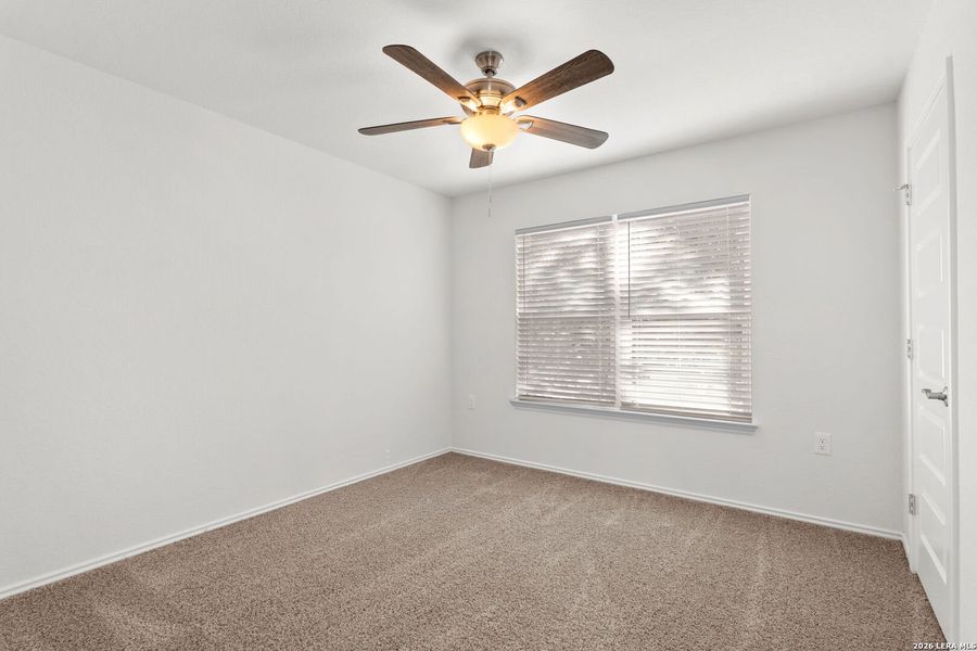 Spacious, unfurnished interior of a new home in , San Antonio (Image 14).