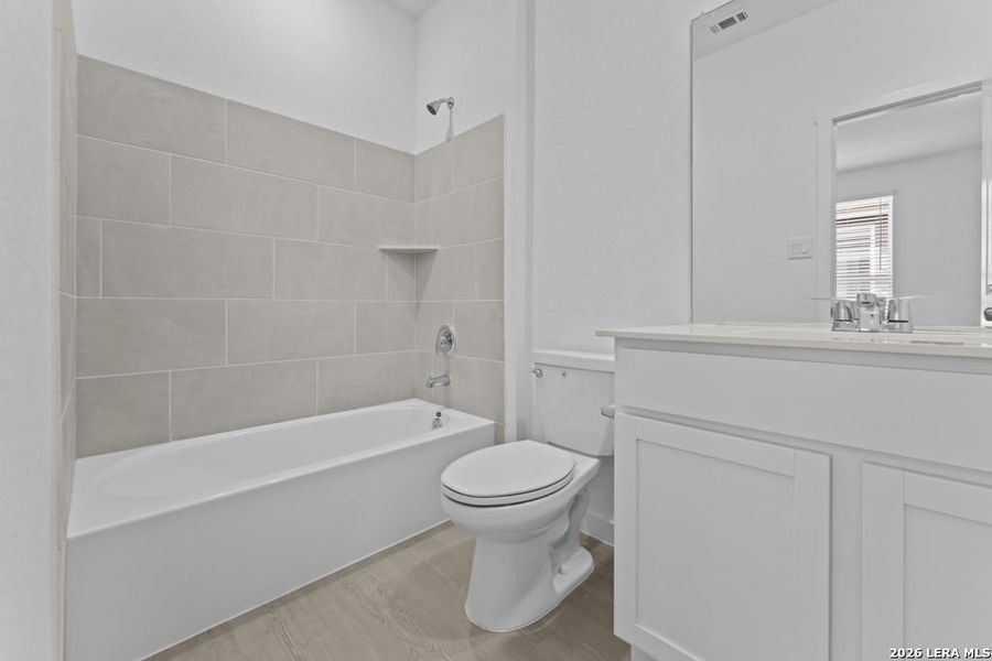 Furnished interior view inside a new home in Espada, San Antonio (Image 5).