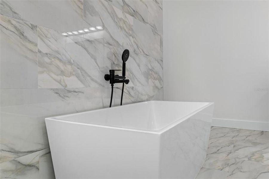 Close-up of interior finishes inside a home in , Homosassa (Image 17). Close-up of interior finishes inside a home in , Homosassa (Image 17).