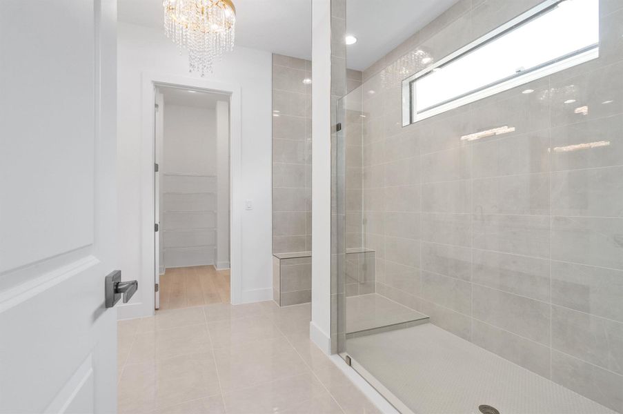 Furnished interior view inside a new home in Artistry Palm Beach, Palm Beach Gardens (Image 9).