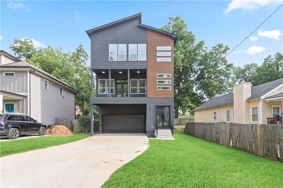 Front exterior of a new home in , Atlanta, GA, highlighting curb appeal (Image 2). Front exterior of a new home in , Atlanta, GA, highlighting curb appeal (Image 2).