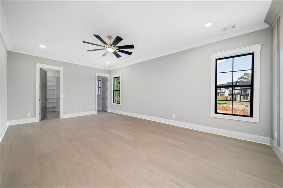 Spacious, unfurnished interior of a new home in , Suwanee (Image 24).