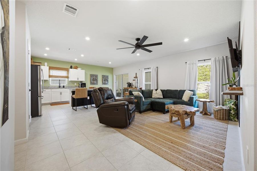 Furnished interior view inside a new home in , Bradenton (Image 10). Furnished interior view inside a new home in , Bradenton (Image 10).