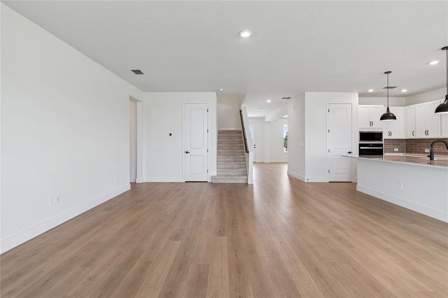 Spacious, unfurnished interior of a new home in Coasterra, Palmetto (Image 28).