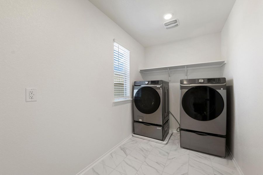 Furnished interior view inside a new home in Sonterra - Cool Water, Jarrell (Image 17).