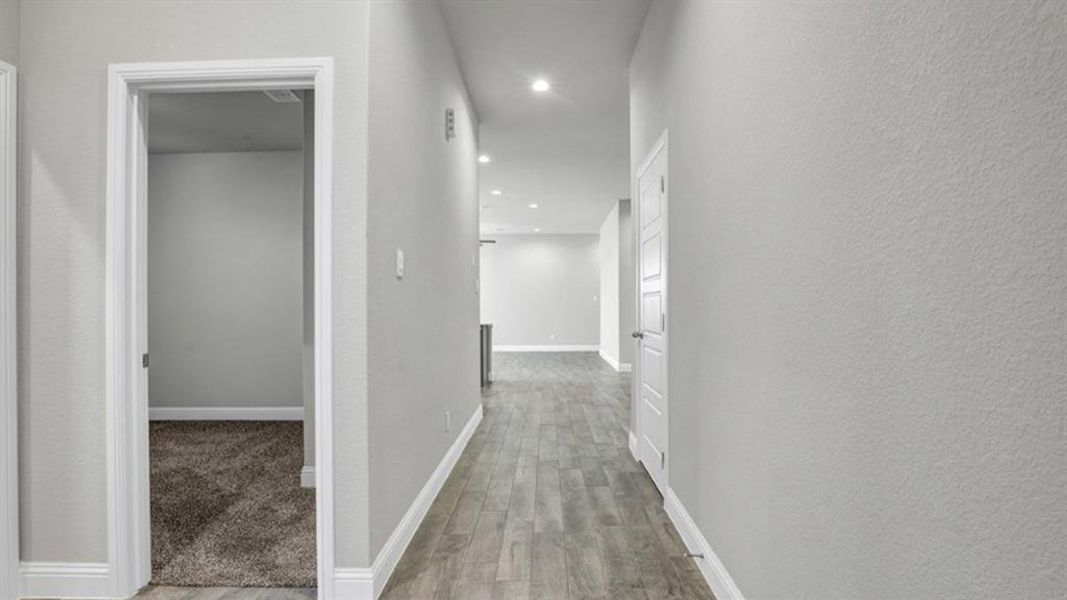 Spacious, unfurnished interior of a new home in Eagle Creek, Denton (Image 29). Spacious, unfurnished interior of a new home in Eagle Creek, Denton (Image 29).